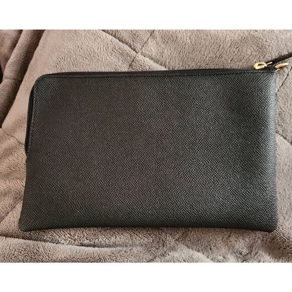 Coach Black StoryPatch Clutch Large Corner Zip Pouch K1722-F36658 EUC - Picture 2 of 3